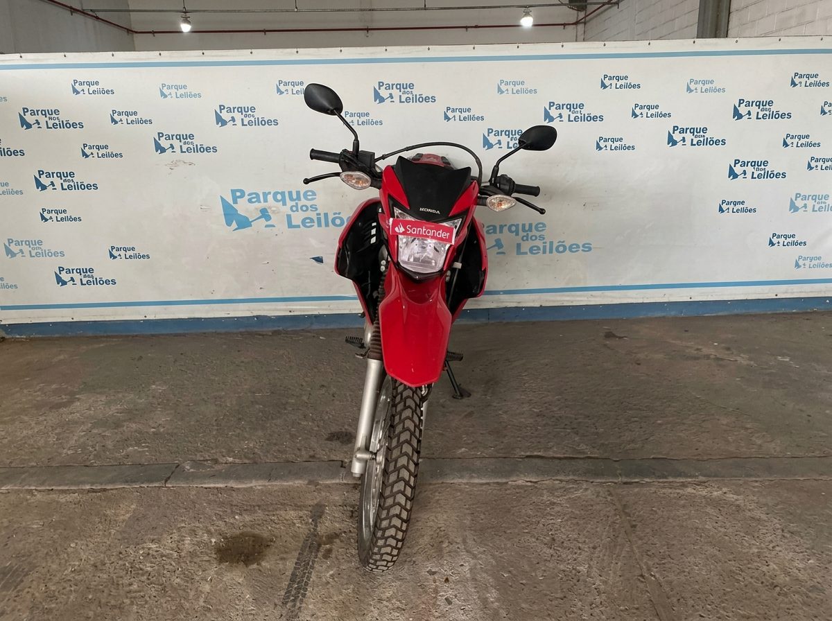 Vista dianteira de Honda NXR 160 Bros Essd 2022/2023