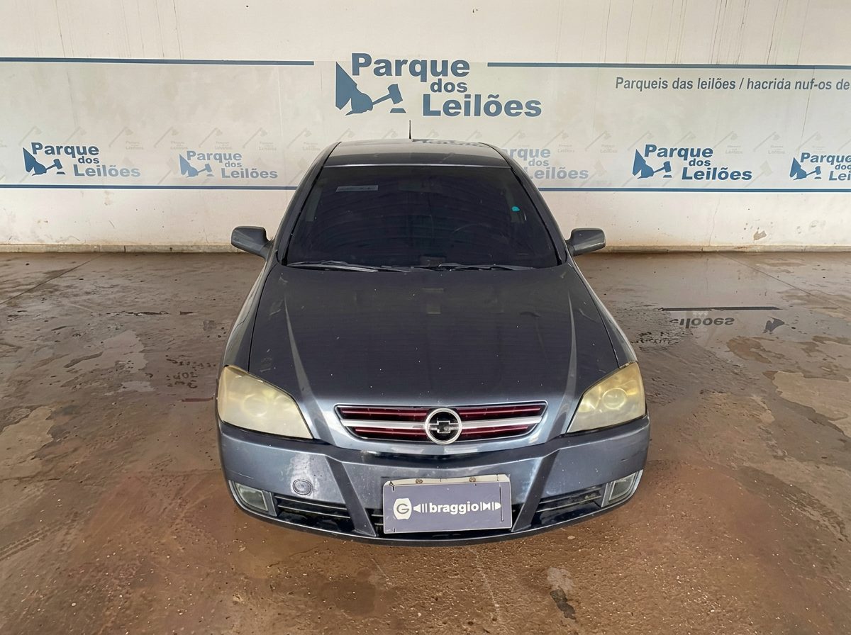 Vista dianteira de Chevrolet Astra 4P HB Advantage 2008/2008