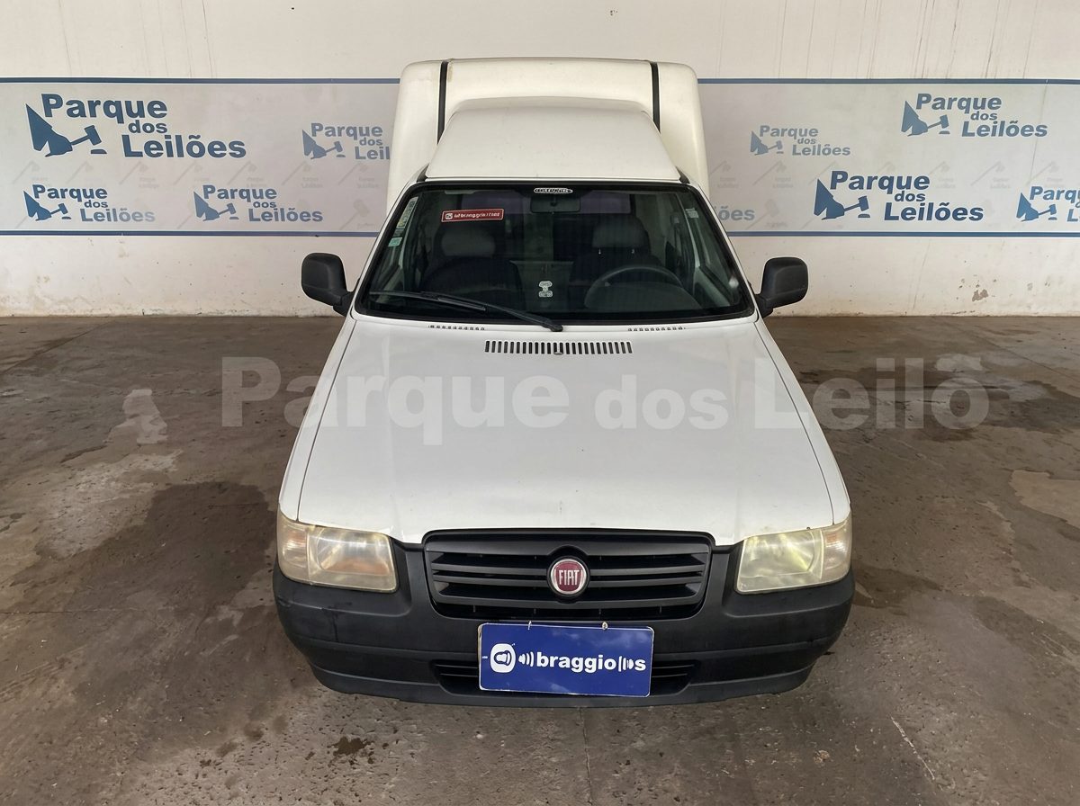 Vista dianteira de Fiat Fiorino Flex 2011/2012